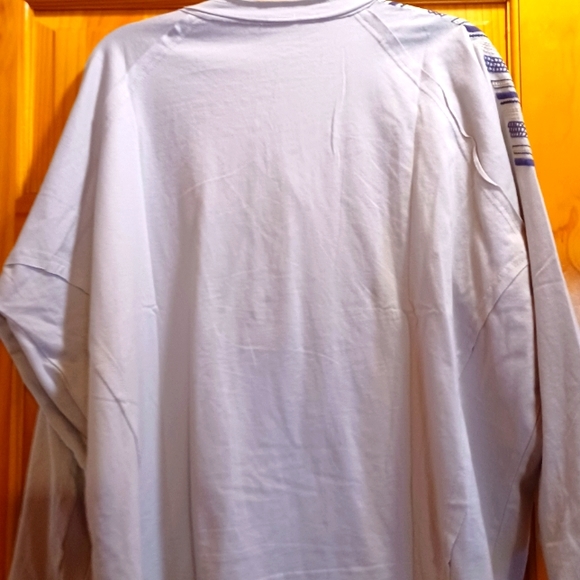 NEW EASEL LIGHT WEIGHT LONG SLEEVE WIRH EMBROIDERY - Picture 2 of 4